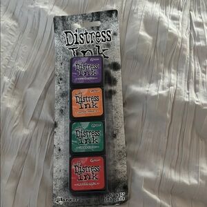 Ranger Distress Ink Pads Set - Purple, Orange, Green, Red